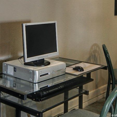 Quality Inn & Suites Weatherford Exteriör bild