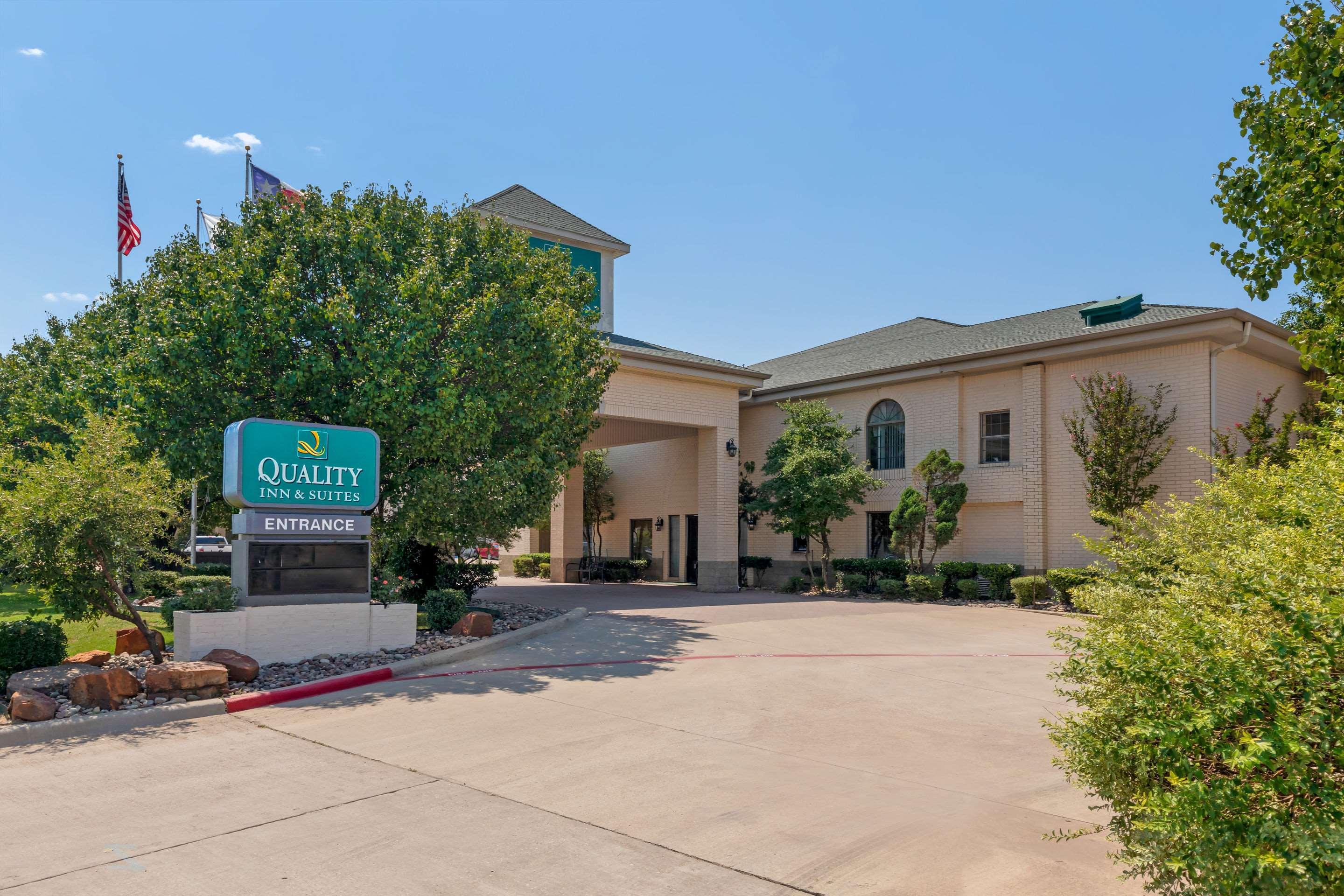 Quality Inn & Suites Weatherford Exteriör bild
