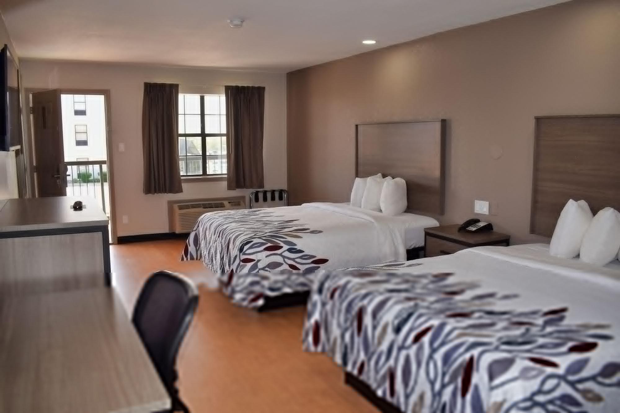 Quality Inn & Suites Weatherford Exteriör bild