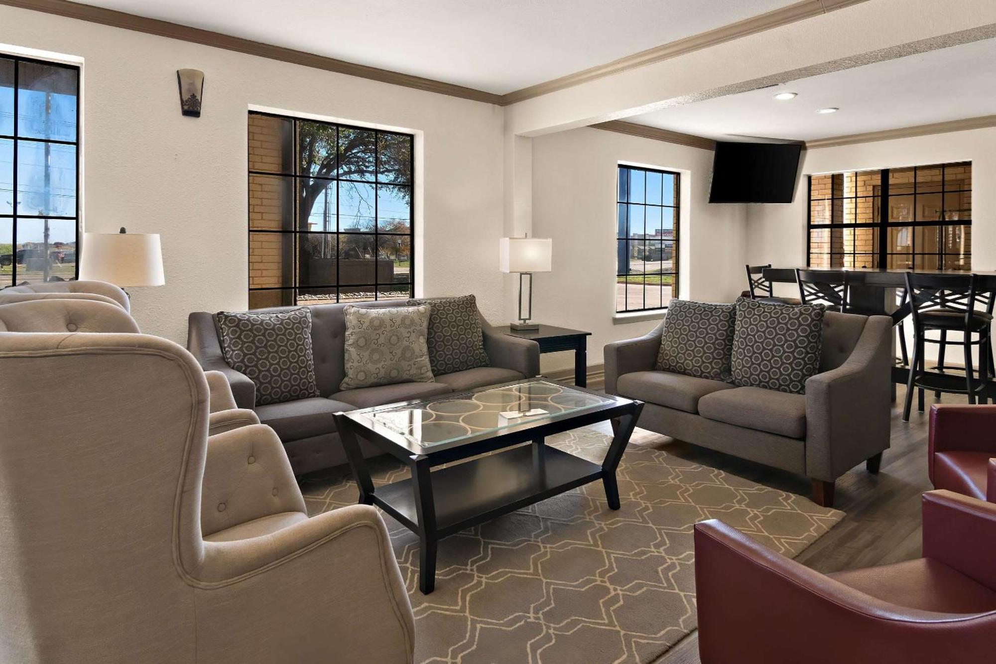 Quality Inn & Suites Weatherford Exteriör bild