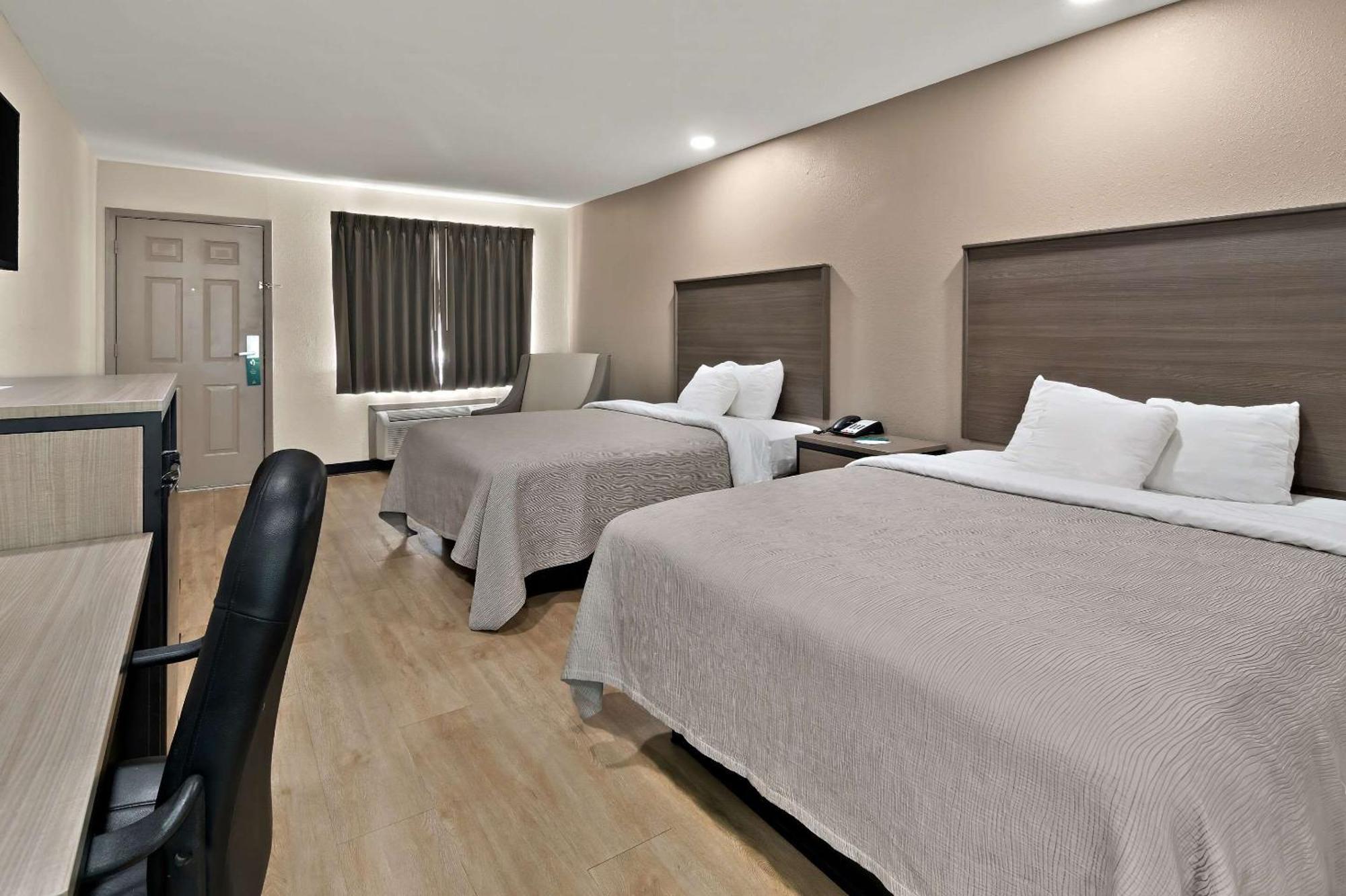 Quality Inn & Suites Weatherford Exteriör bild